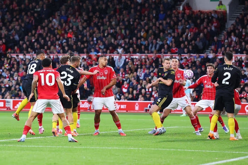 Man United vs Nottingham - Quỷ Đỏ nối dài chuỗi ngày thăng hoa